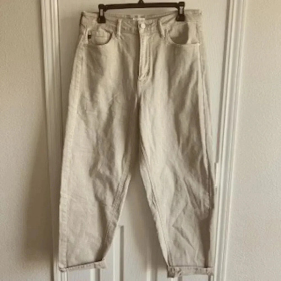 Juniors Kancan Sonya High Rise Slim Balloon Jean 11/29 - Picture 1 of 6